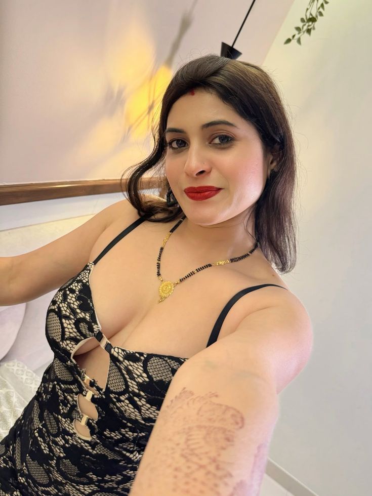 Mature Hotel Escort Bangalore